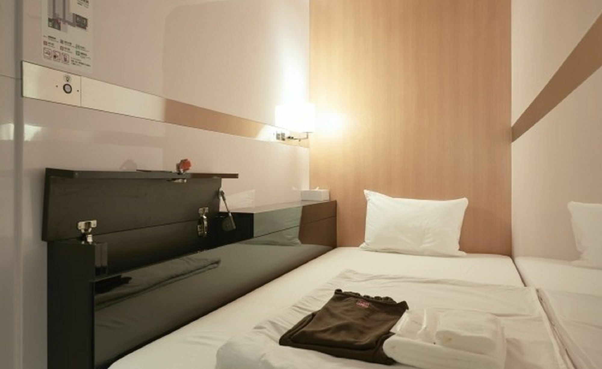 First Cabin Tkp Nagoya Station Hotel Exterior foto
